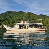 coral-grand-divers-diving-boat-koh-tao