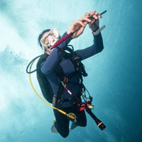diver-practicing-buoyancy-control
