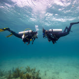 diver-practicing-buoyancy-skills